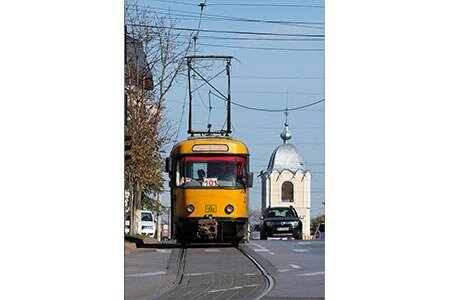 photographies tramway ligne 101 ville Botosani clocher eglise Saint Spyridon 