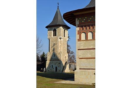  route photographique Botoşani photos tour clocher monastere Popauti haut 