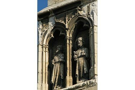  fotografias Narbonne campanario sur catedral estatuas talla medieval torre gotico San Justo Pastor 