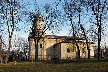  images touristiques Botoşani eglise arménienne grégorienne Sfânta Treime monuments historiques 